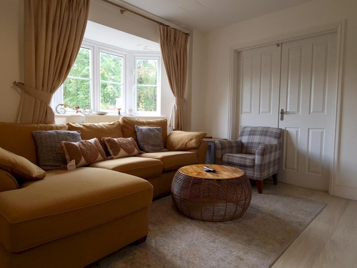 Pass The Keys Well Located Modern 5 Bedroom House Birmingham Esterno foto