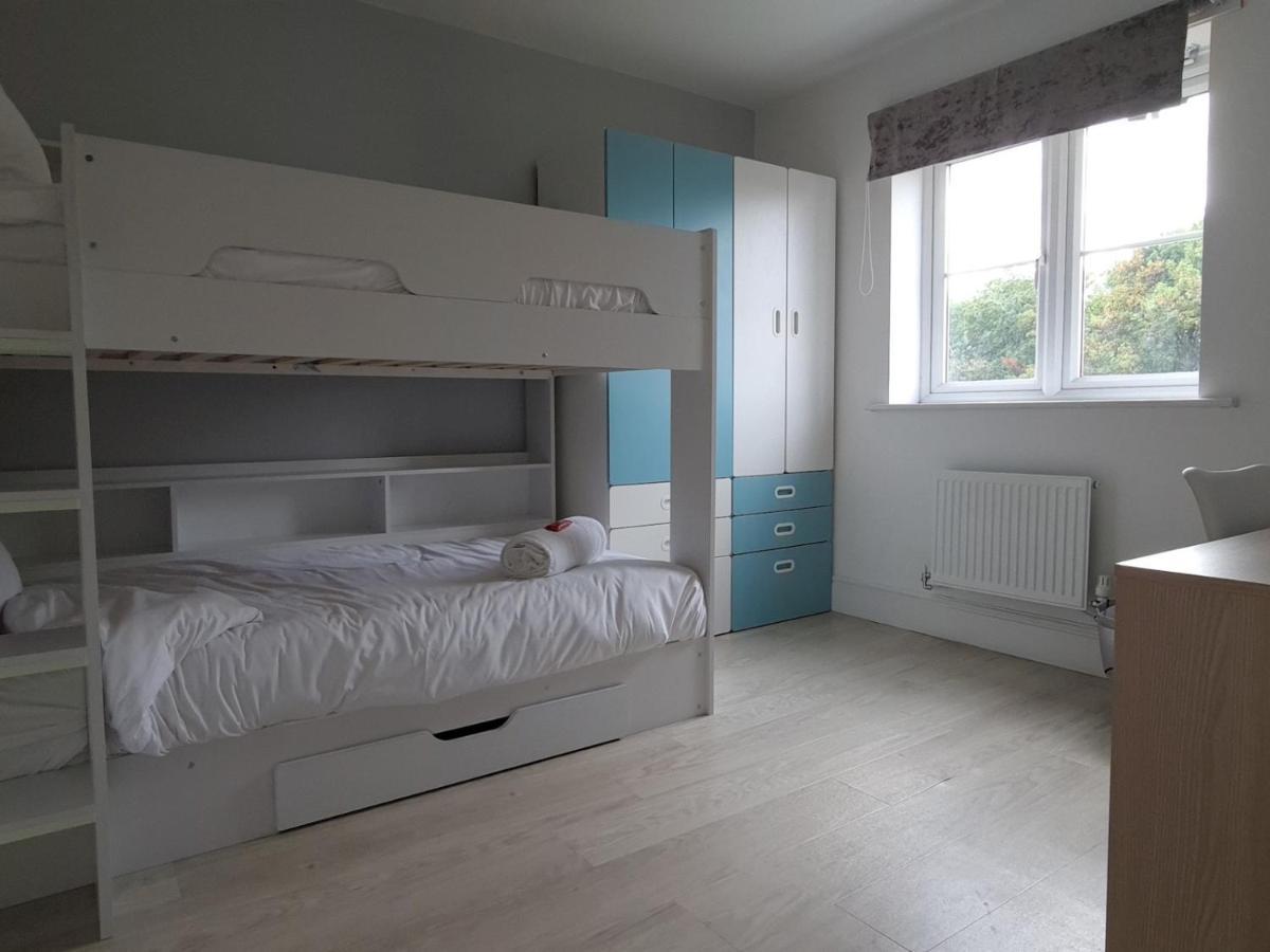 Pass The Keys Well Located Modern 5 Bedroom House Birmingham Esterno foto